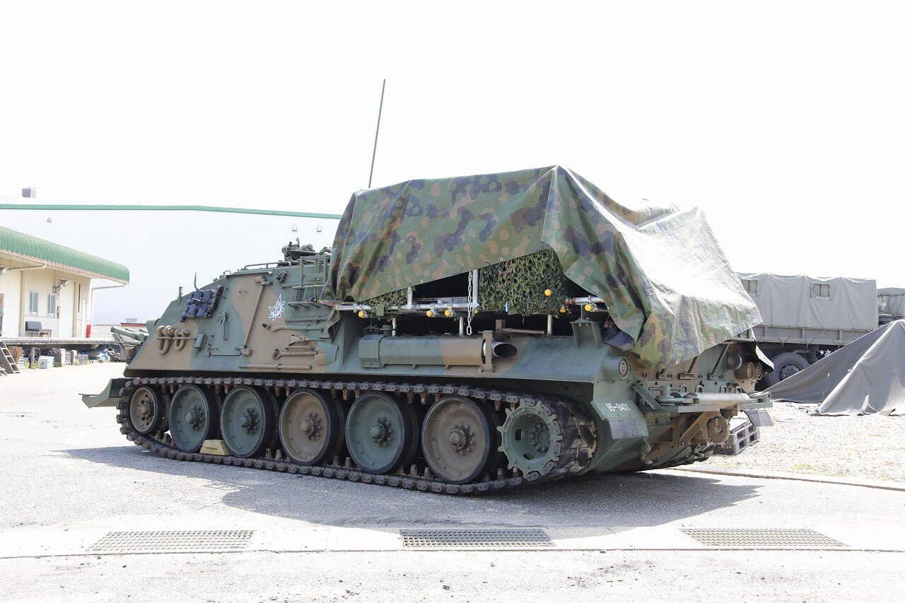 戦車部隊 mqdefault.jpg