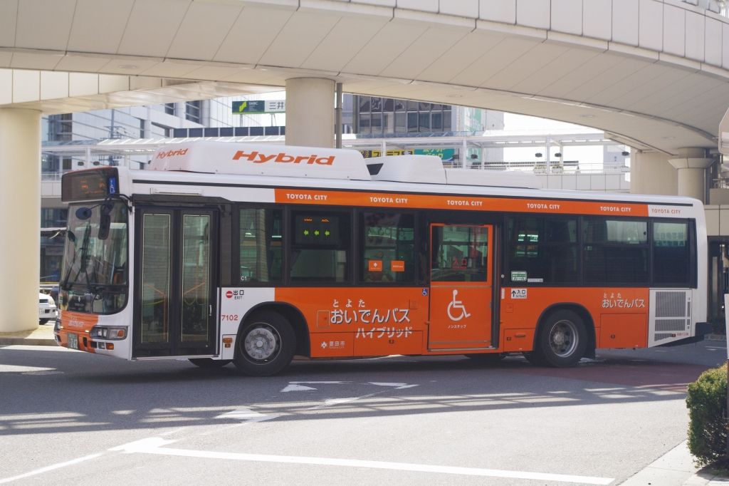 名鉄バスの日野車 71 代 11年式 エヌティーさんの検修庫 Trans55
