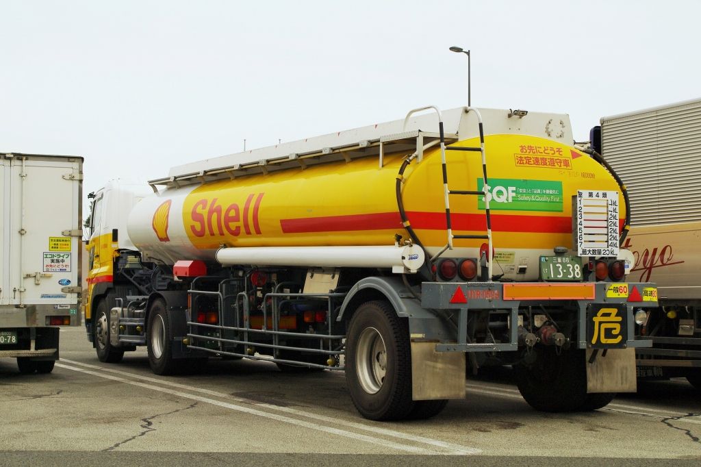 共栄ロジックサービス 昭和シェルローリー 2 エヌティーさんの検修庫 Trans55