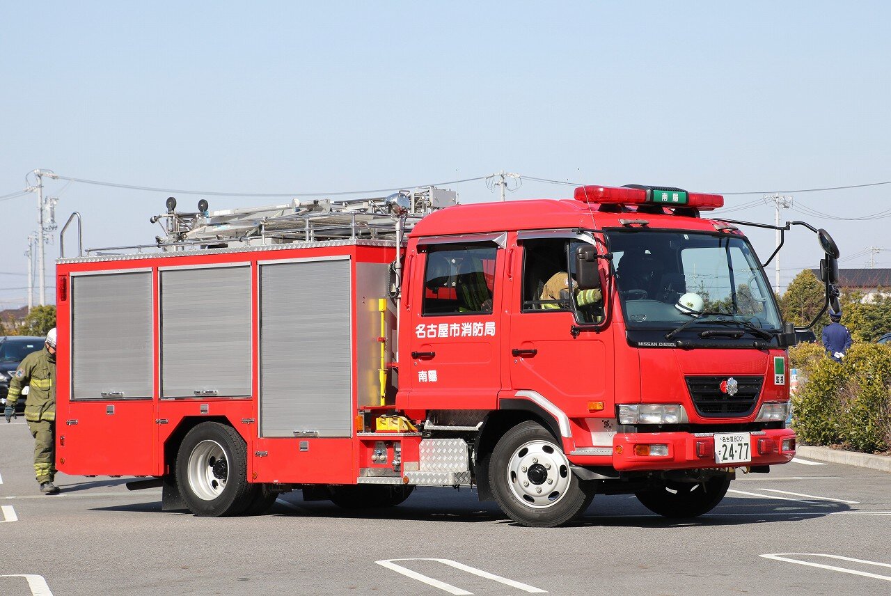 デ*イ様 1/150　水槽付きポンプ車 Amazon.co.jp: TEC/トミーテック 1/ 150 ザ トラックコレクション 水槽