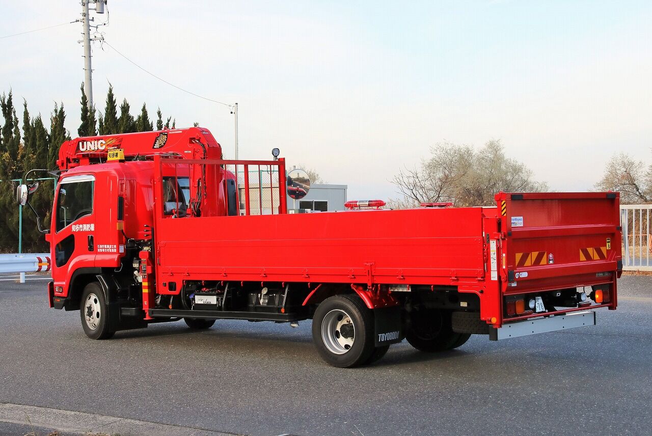 知多市消防本部 資機材搬送車(知多72) : エヌティーさんの検修庫
