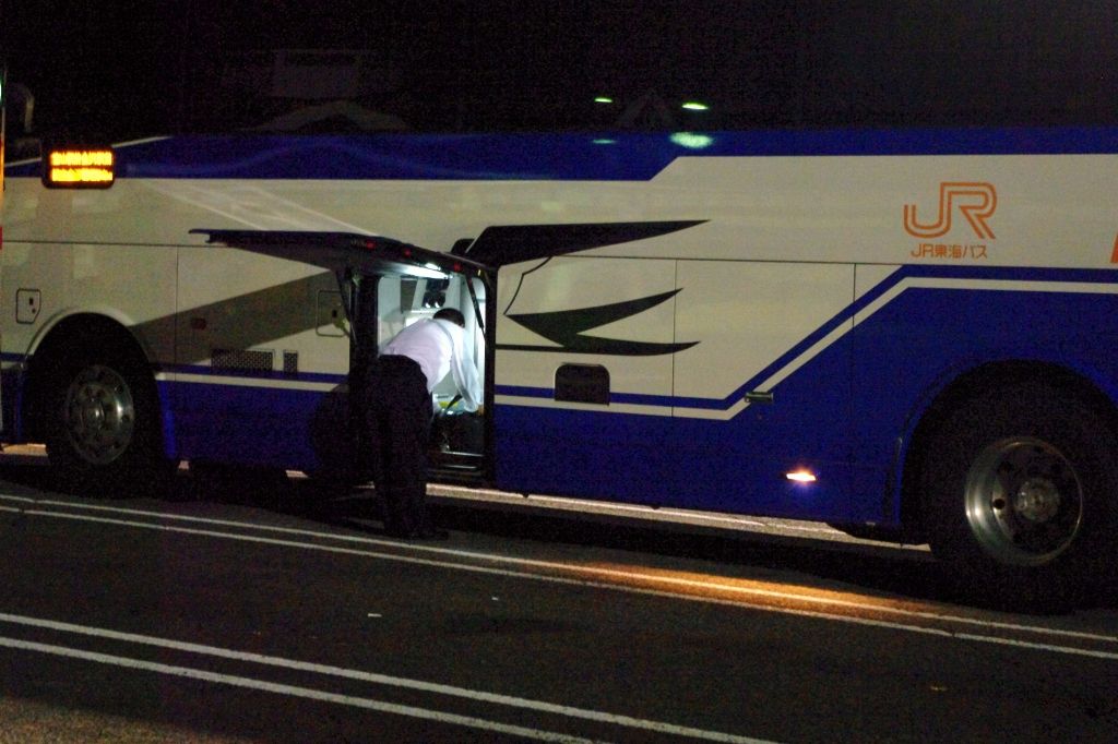 JR東海バス(高速車) 744-0983 : エヌティーさんの検修庫(trans5885)