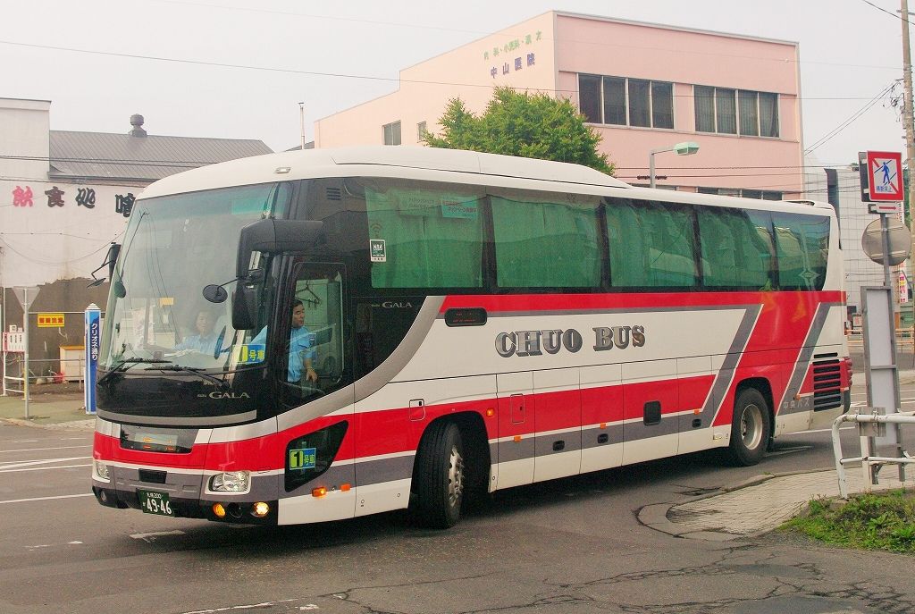 北海道中央バス(高速車) 4946号車 : エヌティーさんの検修庫