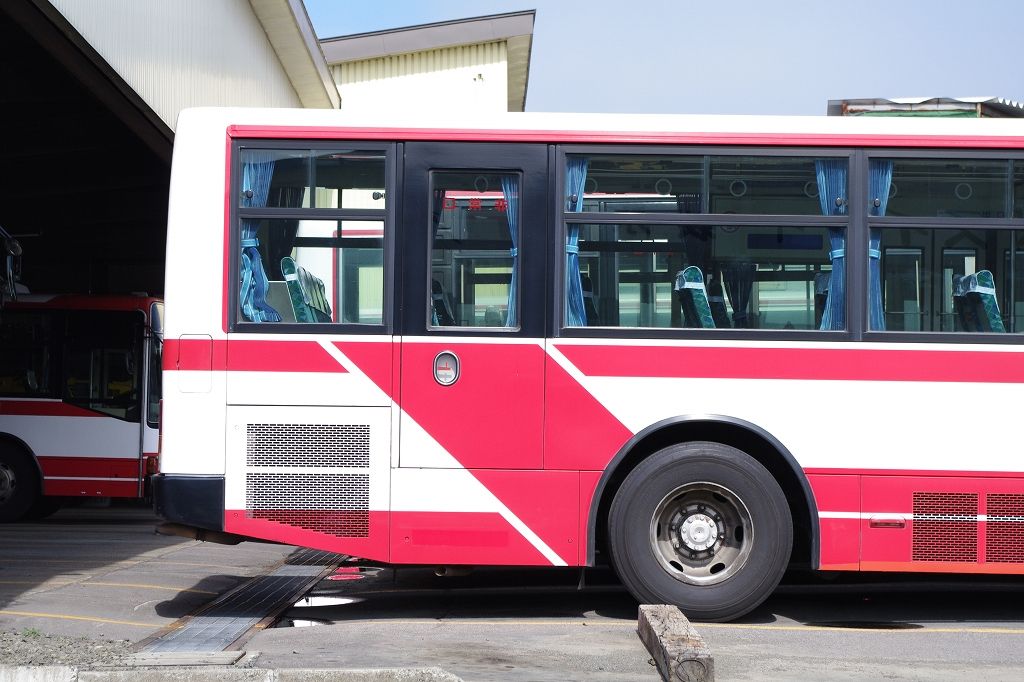十年のあゆみ 古くて新しい名鉄バスの軌跡 奇跡の復活！ 60年前の「ラッシュバス」がよみがえったワケは