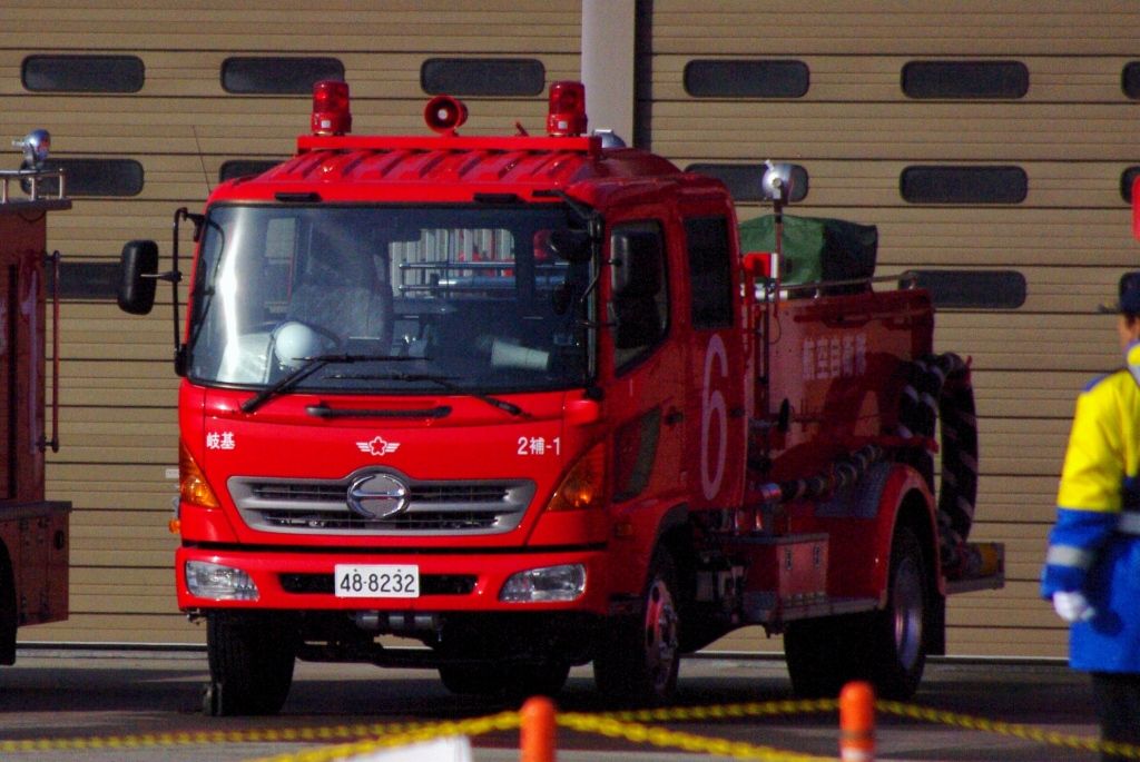 航空自衛隊 岐阜基地の水槽付きポンプ車 エヌティーさんの検修庫 Trans55 航空自衛隊 岐阜基地の水槽付きポンプ車 エヌティーさんの検修庫 Trans55