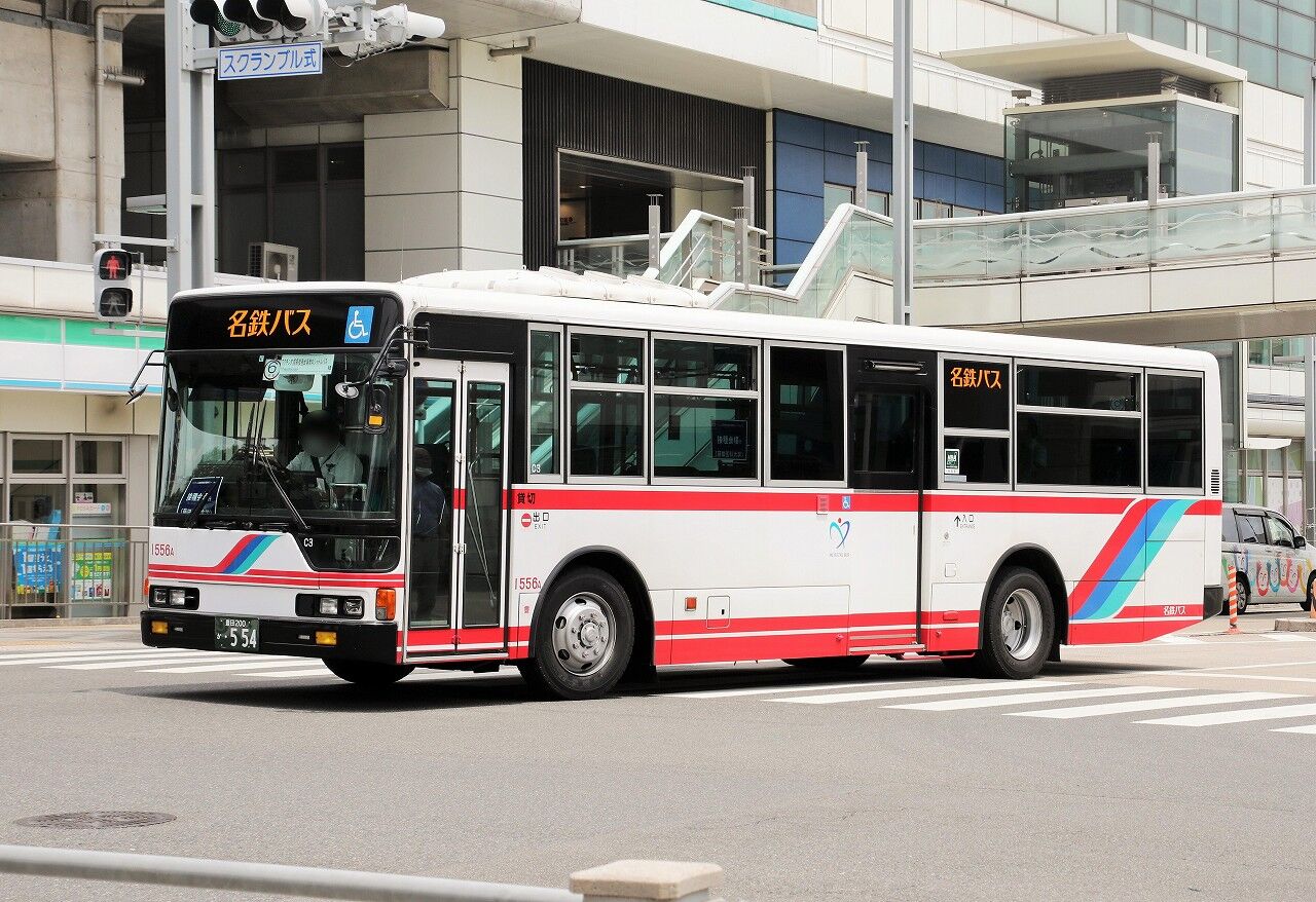 JR東海バス(貸切車) M64-0572 : エヌティーさんの検修庫(trans5885)