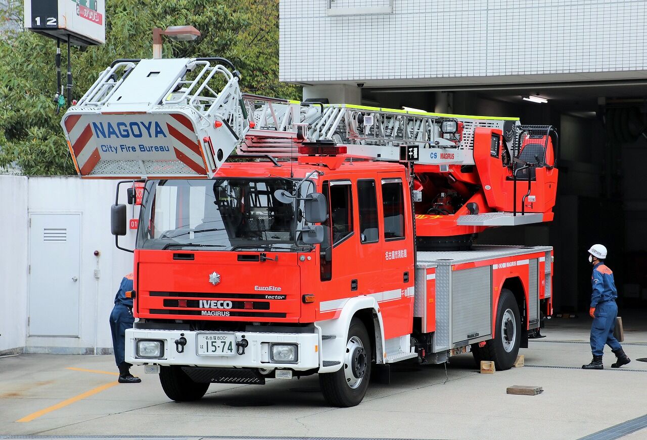 名古屋市消防局 はしご車 千種31 エヌティーさんの検修庫 Trans55