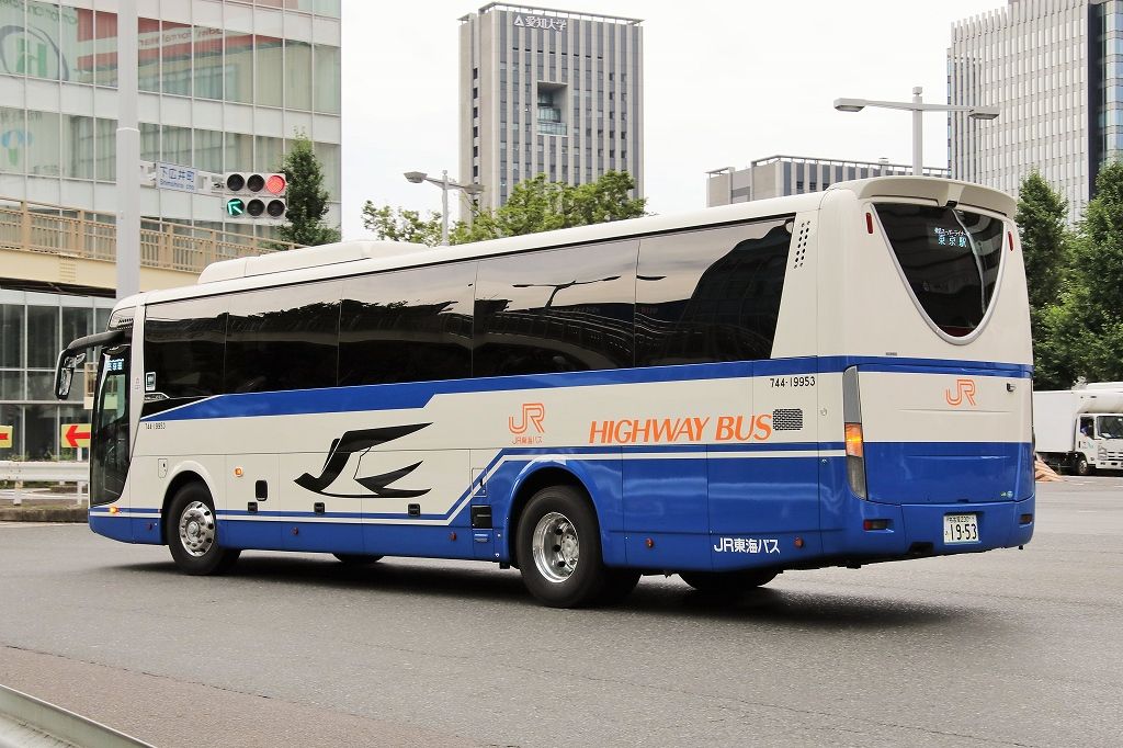 JR東海バス(高速車) 744-19953 : エヌティーさんの検修庫(trans5885)