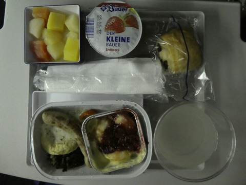 機内食 (3)