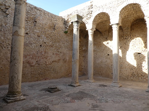 Dougga (142)