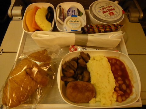 機内食 (4)