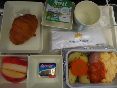 機内食 (2)