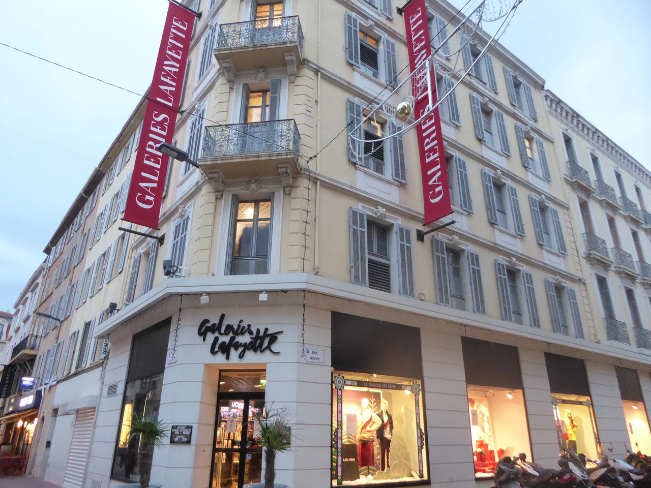 週末ニース モナコ その２４ カンヌ映画祭会場へ行ってみた ひまがあれば海外 女子一人旅