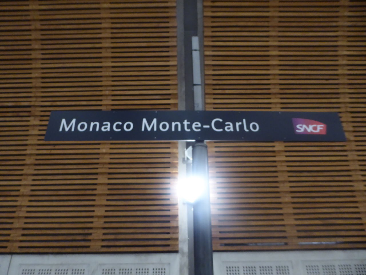 週末ニース モナコ その２３ モナコからカンヌへ電車移動 ひまがあれば海外 女子一人旅