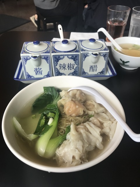 ワンタン麺