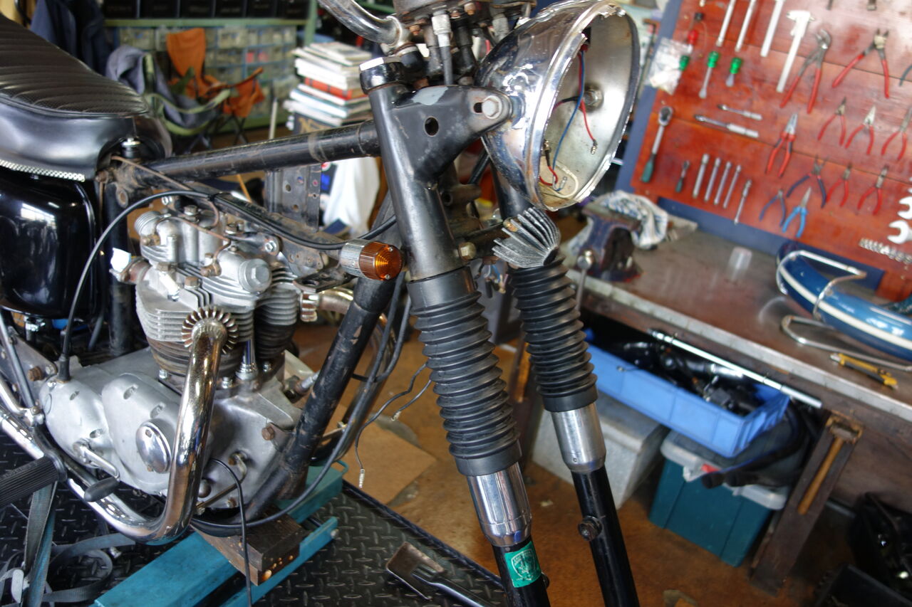 大放出セール Sd 343 Triumph Thunderbird Lt 14 18y フロント ブレーキパッド ベスラ Feitosa Santana Com