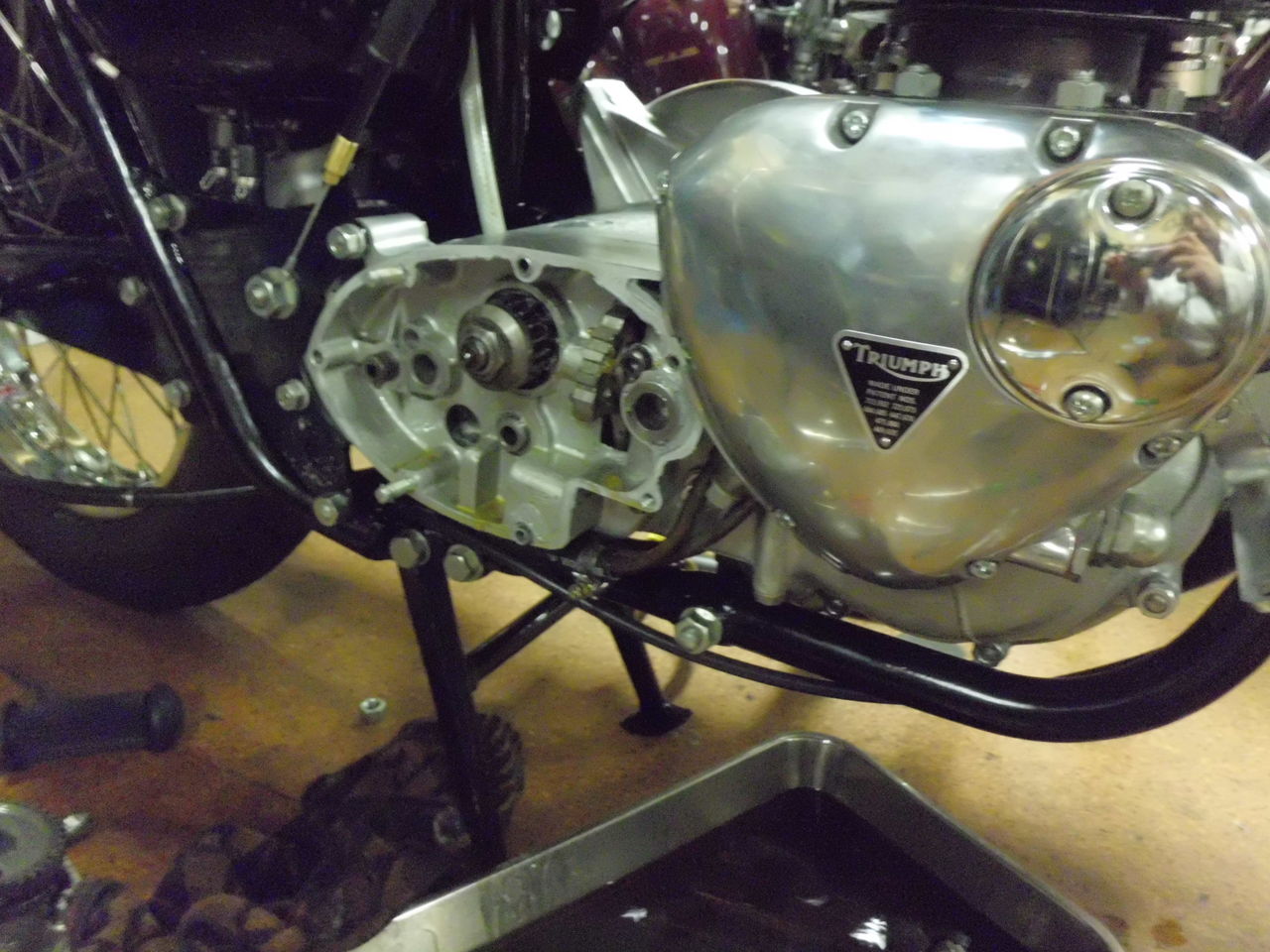 なかなかうまく行きませんね。 : TRAVIS CYCLES