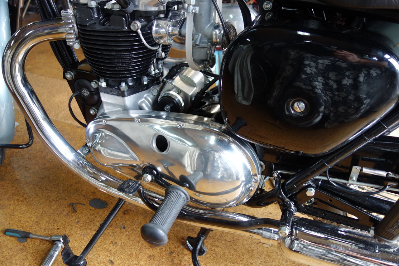 1955年トライアンフT110 試乗と調整。 : TRAVIS CYCLES 