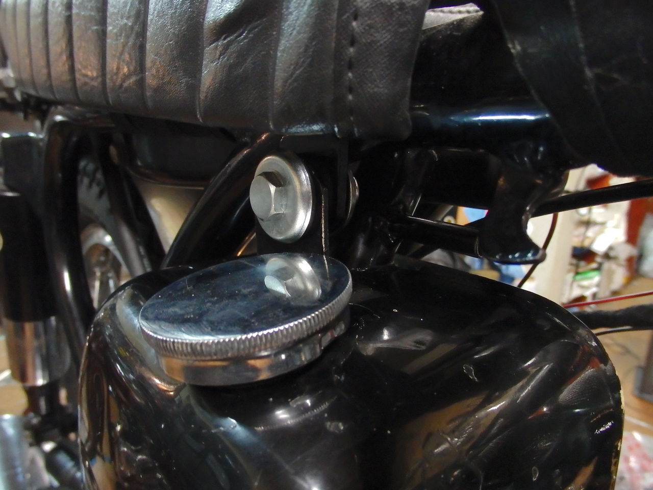 ロッカーオイルフィードライン変更。 : TRAVIS CYCLES 