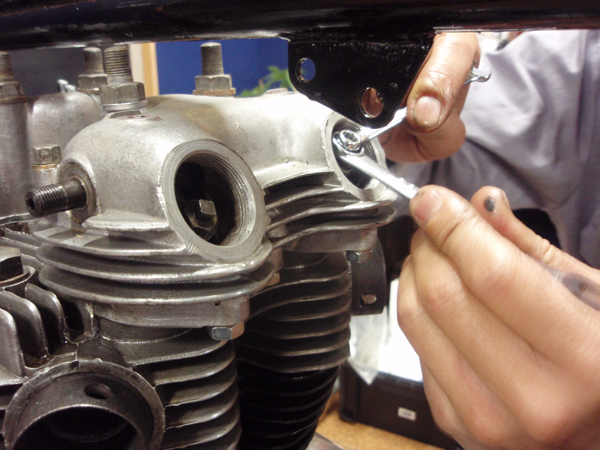 トライアンフ タペットクリアランス調整など ｔｒａｖｉｓ ｃｙｃｌｅｓ トラヴィス サイクルズ のブログ