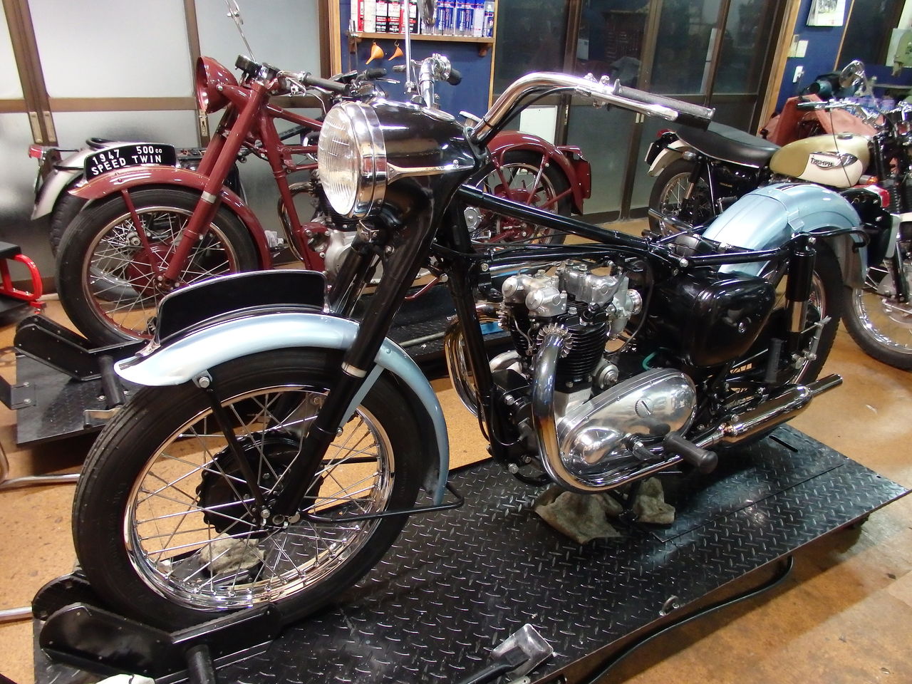 １９５５年トライアンフＴ１１０委託販売のご案内。 : ＴＲＡＶＩＳ ＣＹＣＬＥＳ （トラヴィス・サイクルズ）のブログ