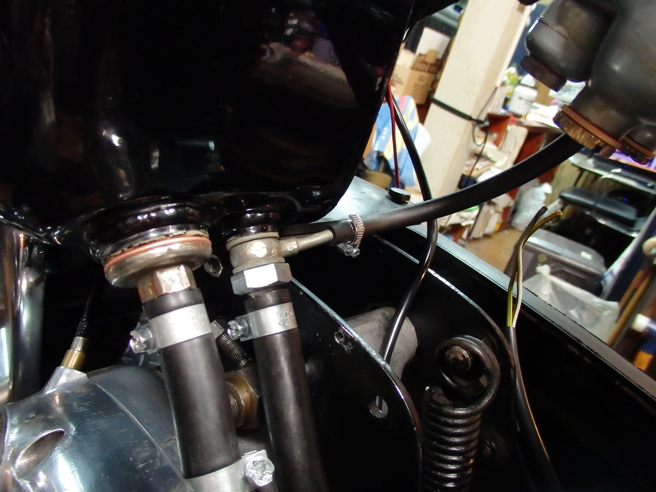 ロッカーオイルフィードライン変更。 : TRAVIS CYCLES 