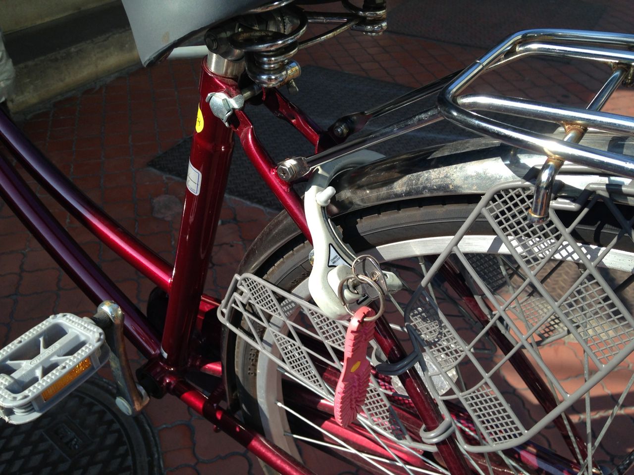 自転車 ハブ ダイナモ うるさい