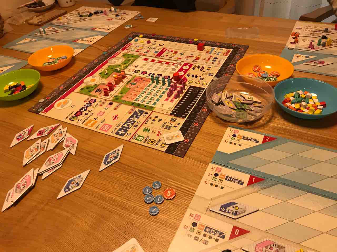 クリニック:デラックスエディション : treeボードゲーム日記