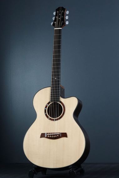 Sunami Guitars OM cutaway German Spruce/Cocobolo【試奏レビュー