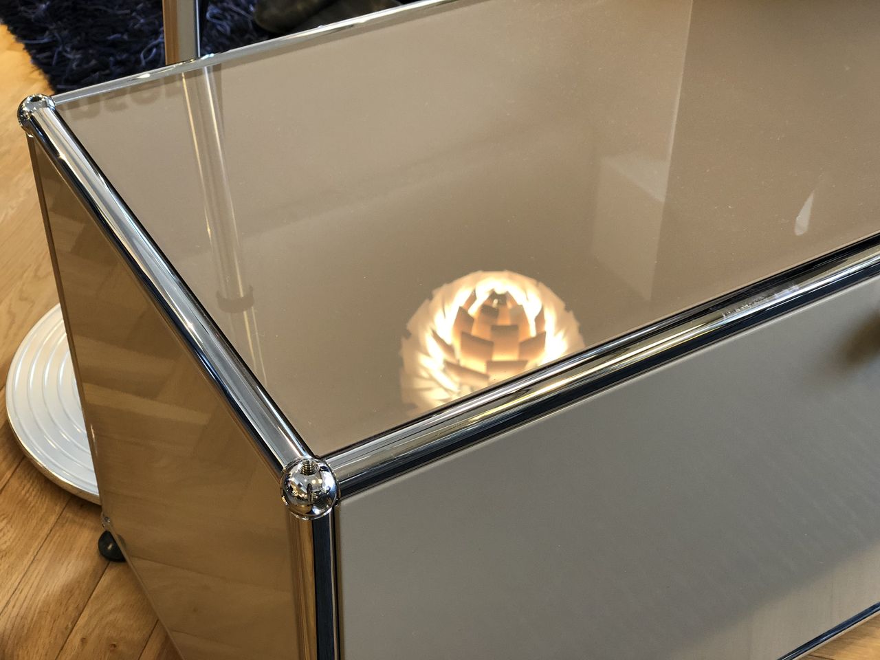 USMハラー「ガラストップ」の魅力！～広島市の北欧インテリアショップ 