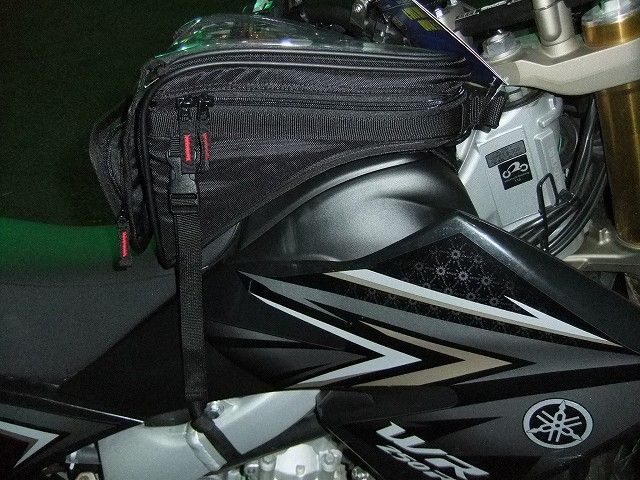 載せてみた Wr250rにタンクバッグ トレックフィールドの ぎょうれん 載せてみた Wr250rにタンクバッグ トレックフィールドの ぎょうれん