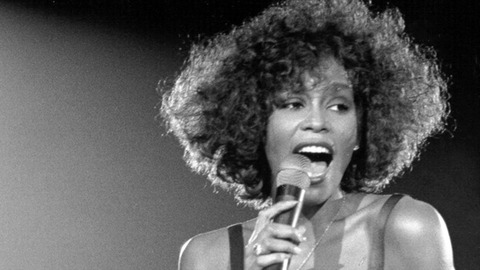 whitney-houston-P17