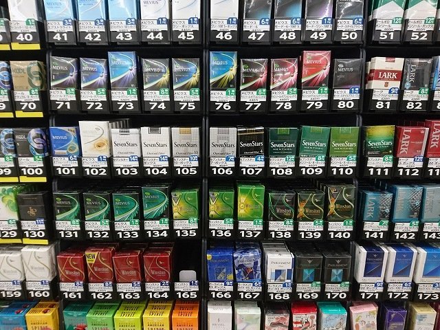 タバコ吸う奴の1年間のタバコ代ワロタwwwww 要チェックトレンド速報