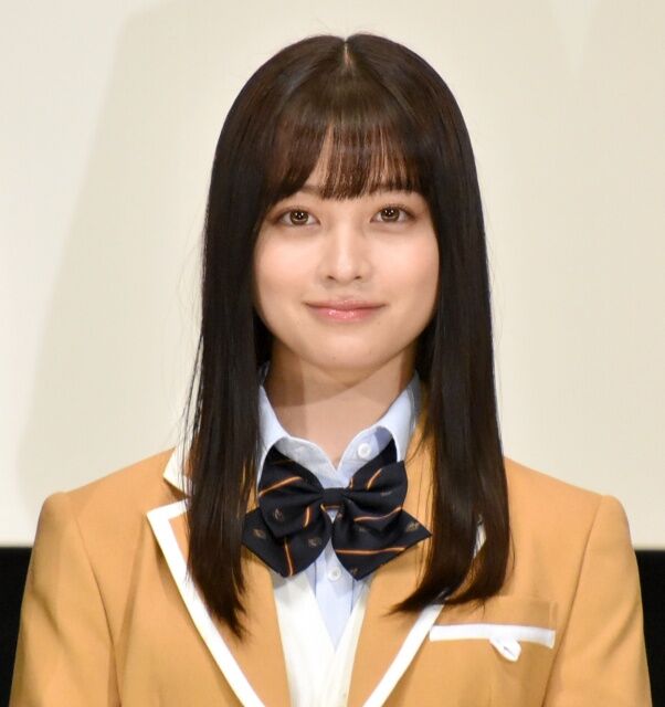 芸能 橋本環奈が制作映画のオフショットに リプライ欄はハイ