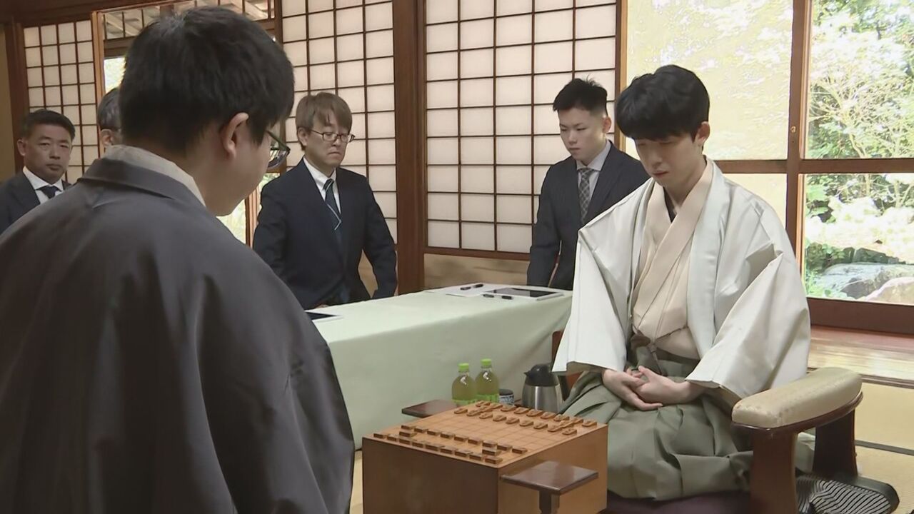 『藤井聡太』王位戦黒星発進、本年度負けなしの先手番で永瀬王座に初めて敗れる