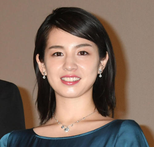 『桜庭ななみ』32歳誕生日を報告し笑顔「これからも頑張ります」