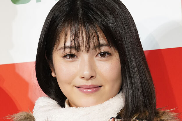 『浜辺美波』素敵な誕生日サプライズを受ける！感動の瞬間をシェア！