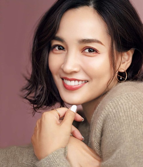 【美貌～】国仲涼子４４歳の若々しさ！「マジで」…すごいよね！