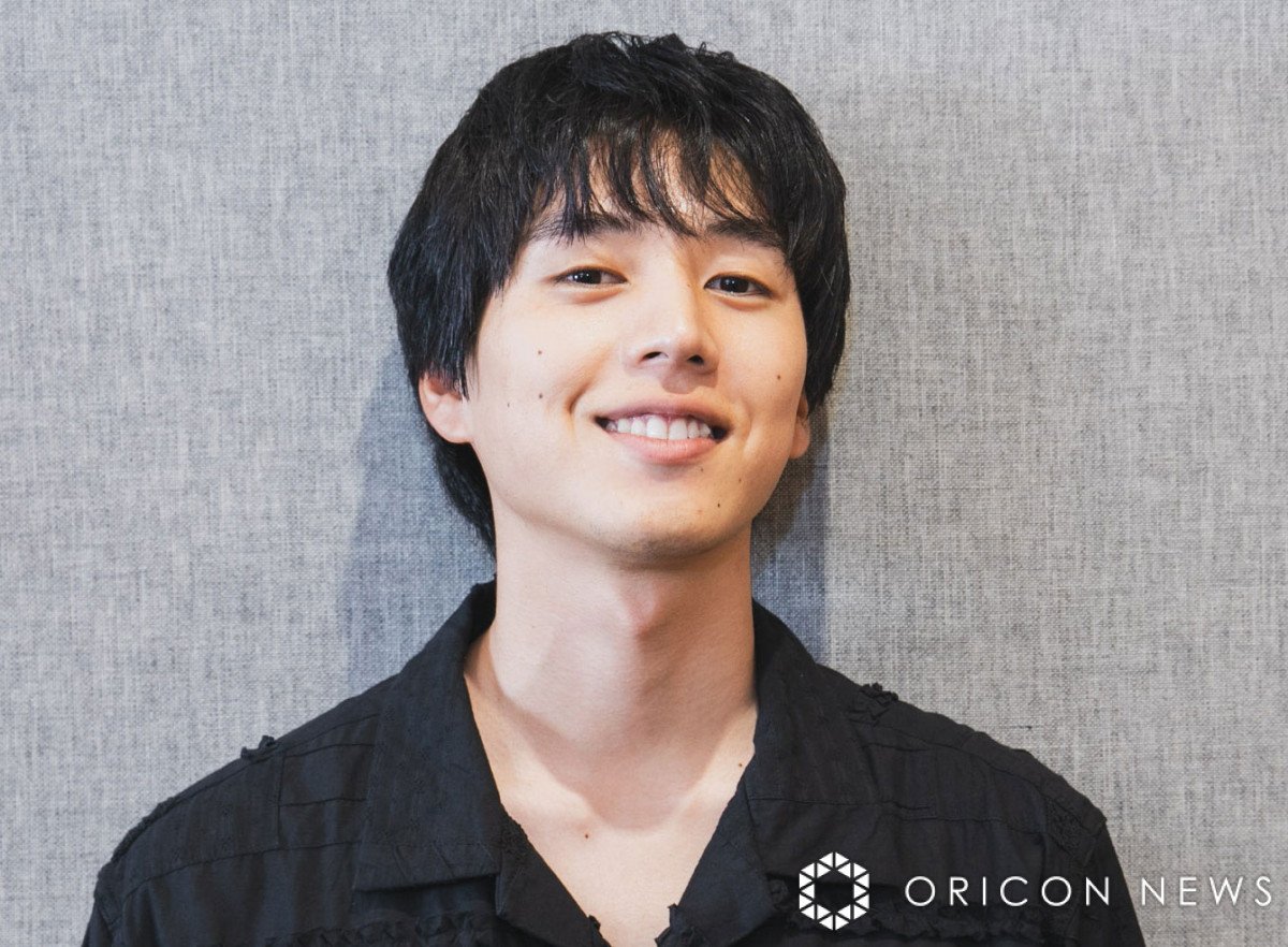 【イケメン】北海道出身の人気俳優、スノボ姿が話題に！「特技はなんでもできる」！