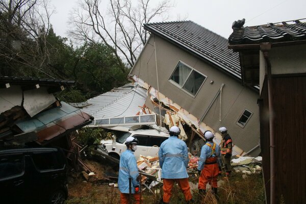 【悲劇】能登地震絶望の叫び！…救助の手が届かず、兄の悲痛な訴え！