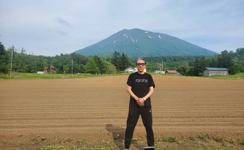 Ouvq5moza5G9pd7BvaqCEw2CsWrxfiP4yMf1jpnV