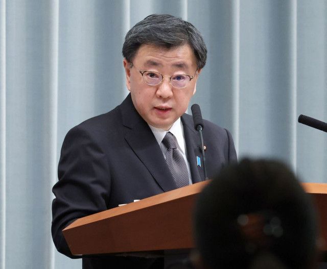【腐敗】岸田総理、裏金疑惑で 松野官房長官を更迭！