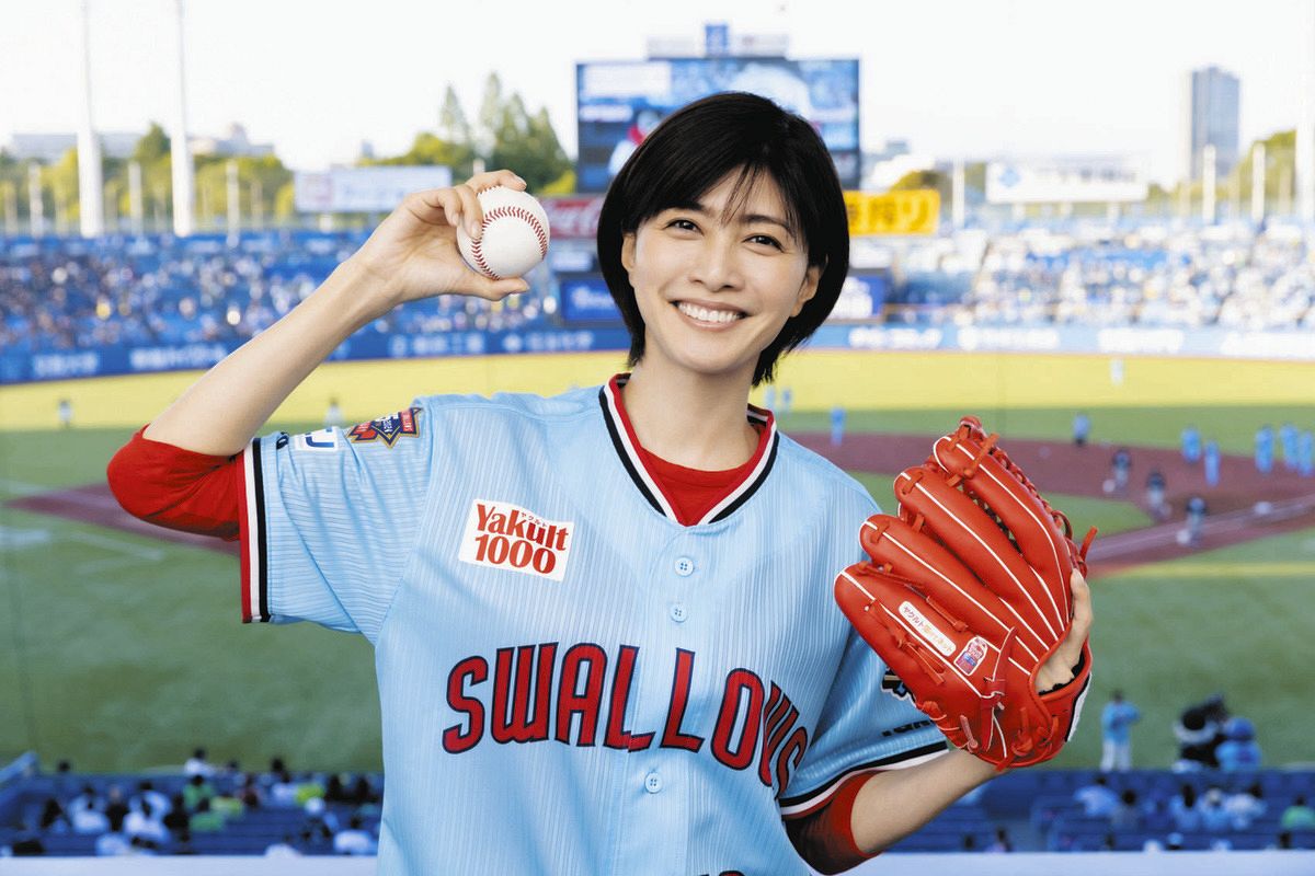 【驚愕】内田有紀(48)、アラフィフ30年ぶりの始球式 …全然変わらない！