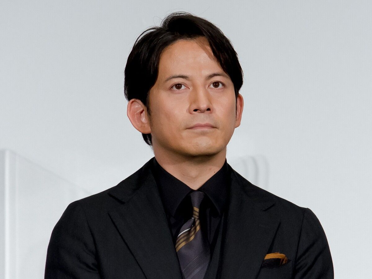 【同情】中居報道の余波…岡田准一が直面する“針のむしろ”の3カ月…