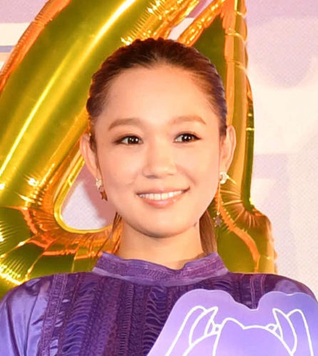 【直筆】伊勢海老はいないけど、西野カナ、ファンへのメッセージ公開！