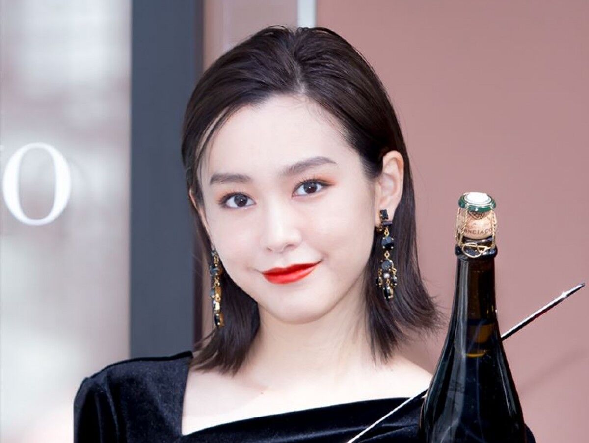 【芸能】桐谷美玲、久々のミニスカ姿に絶賛！「脚が細くて美しい」www