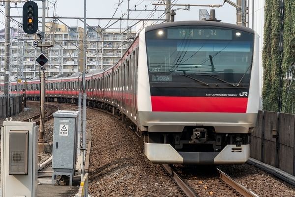 【緊急】京葉線の人身事故、運転再開！