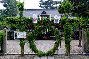 800px-Ohyamato-jinja02s3200