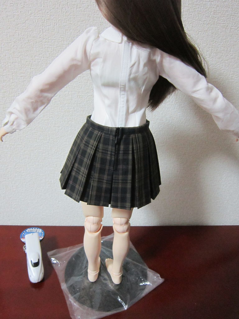 黒いスカートの黒い裏地 フリフリとロングスカートを見ると幸せ