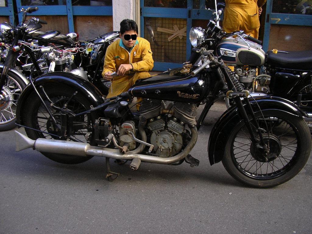 ブラフ シューペリア来校 Trinity School Blog